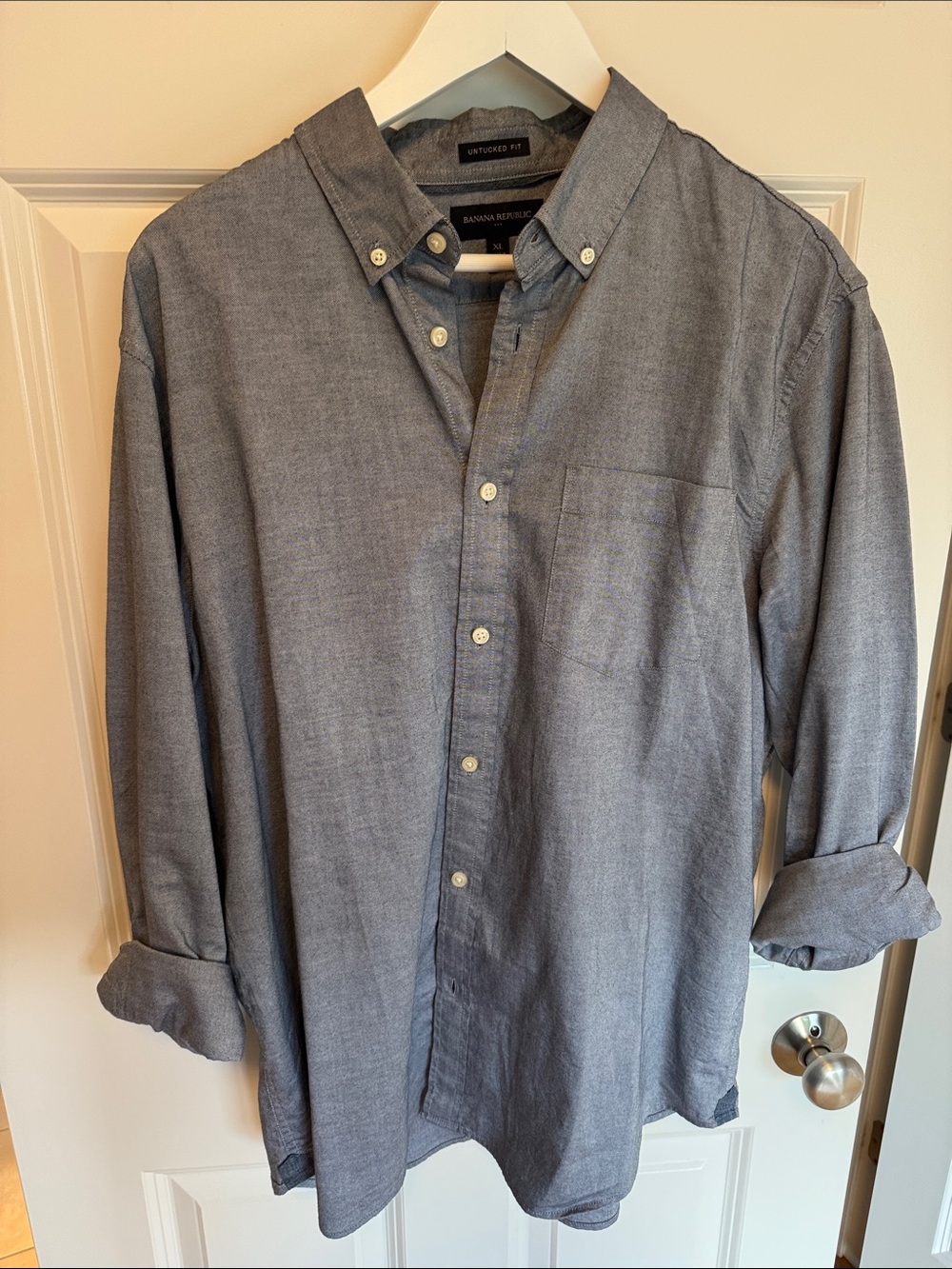 Banana Republic Men’s Button-Down Shirt - Heather Gray - Picture 2 of 5